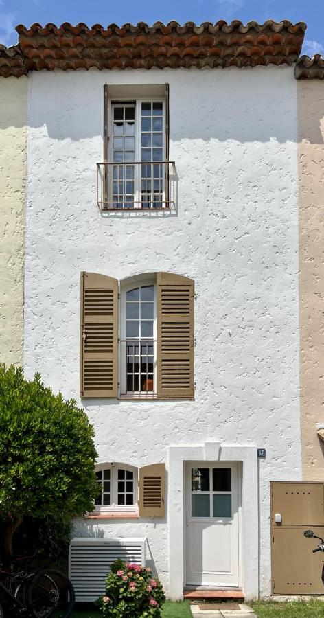 Casa Ika Port Grimaud - Maison 4 Chambres + Amarrage Esterno foto